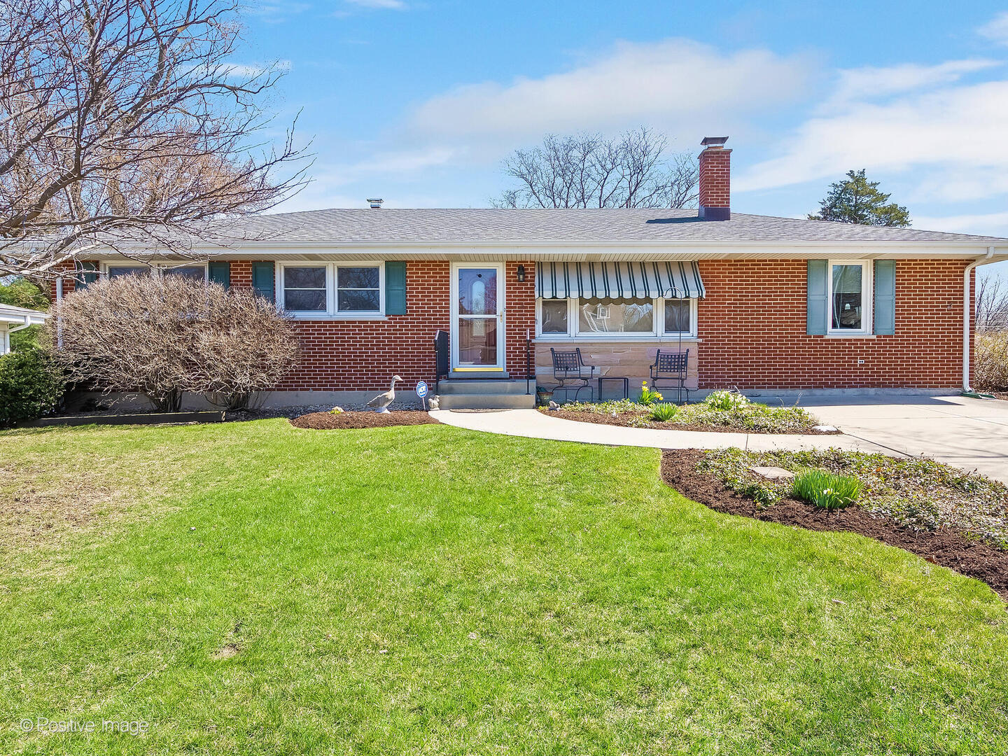 5823 Bentley Avenue, Clarendon Hills, IL 60514