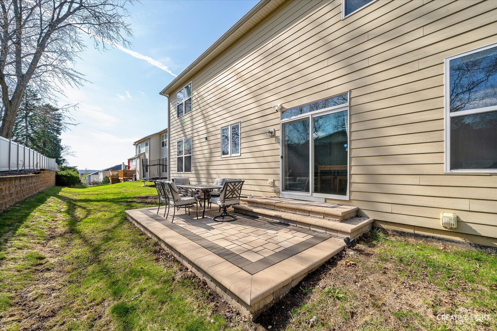 3323 Noble Drive, Woodridge, IL 60517