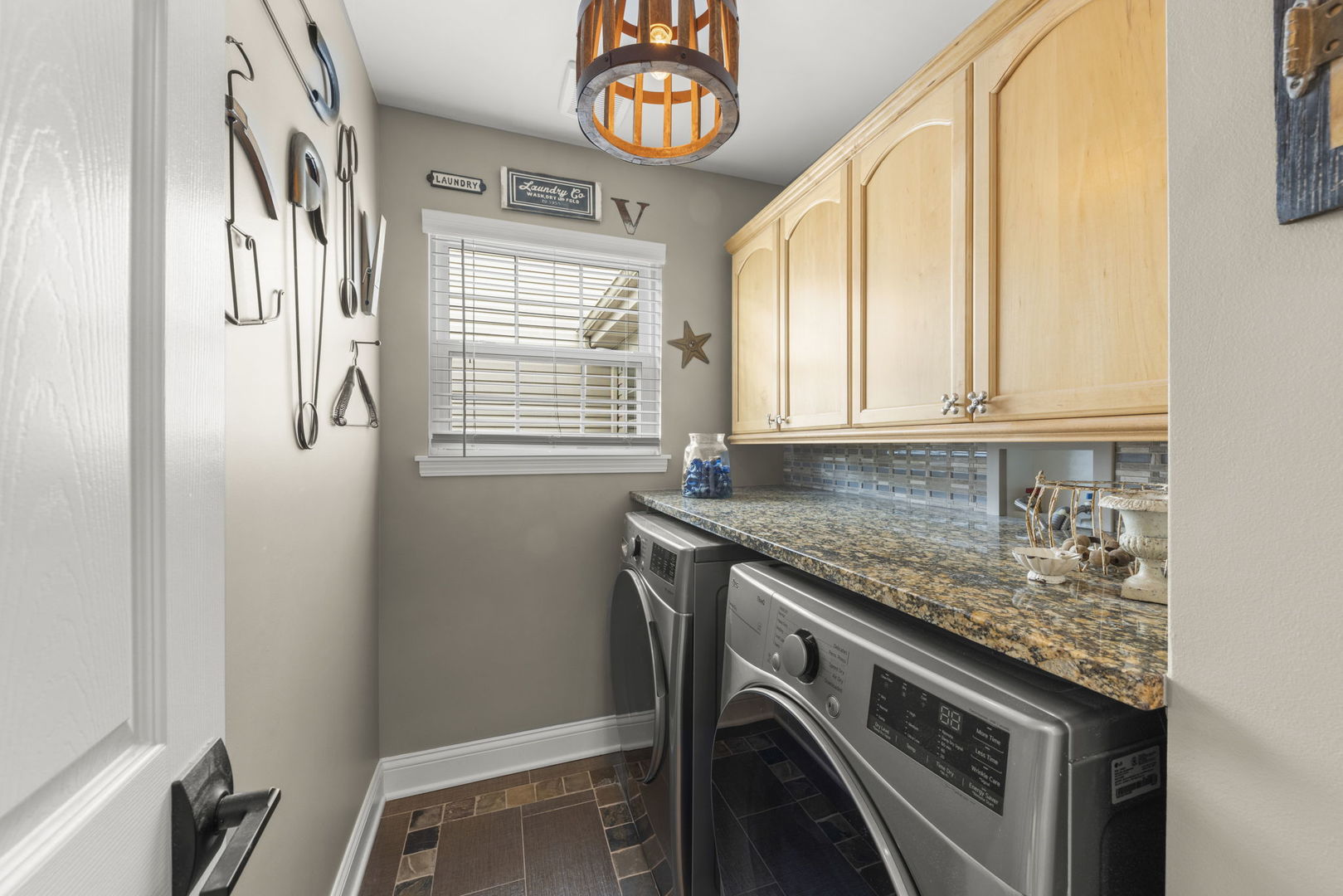 3144 Raphael Court, St. Charles, IL 60175
