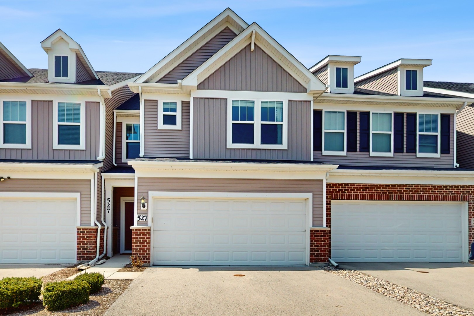 527 Watercress Drive #527, Aurora, IL 60504