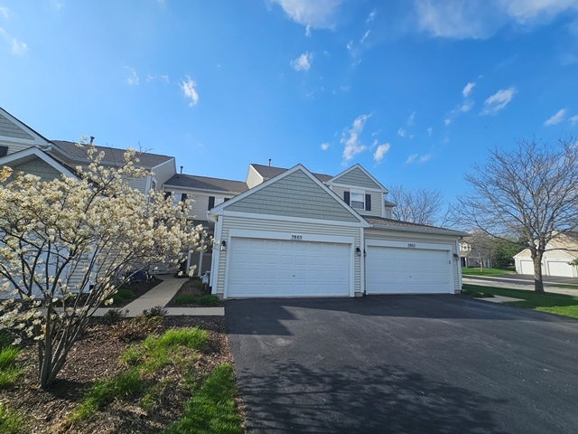 2805 Vernal Lane #2805, Naperville, IL 60564