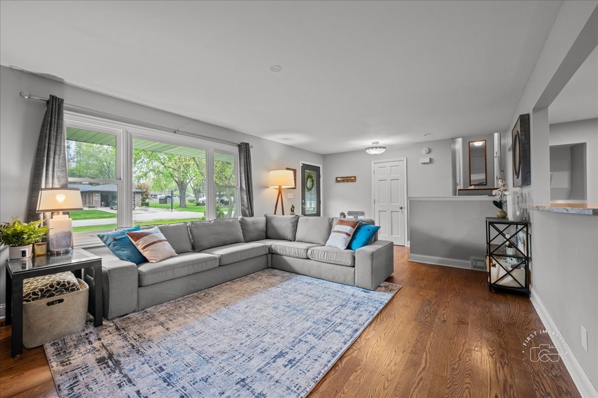 10S173 Ridge Road, Naperville, IL 60565