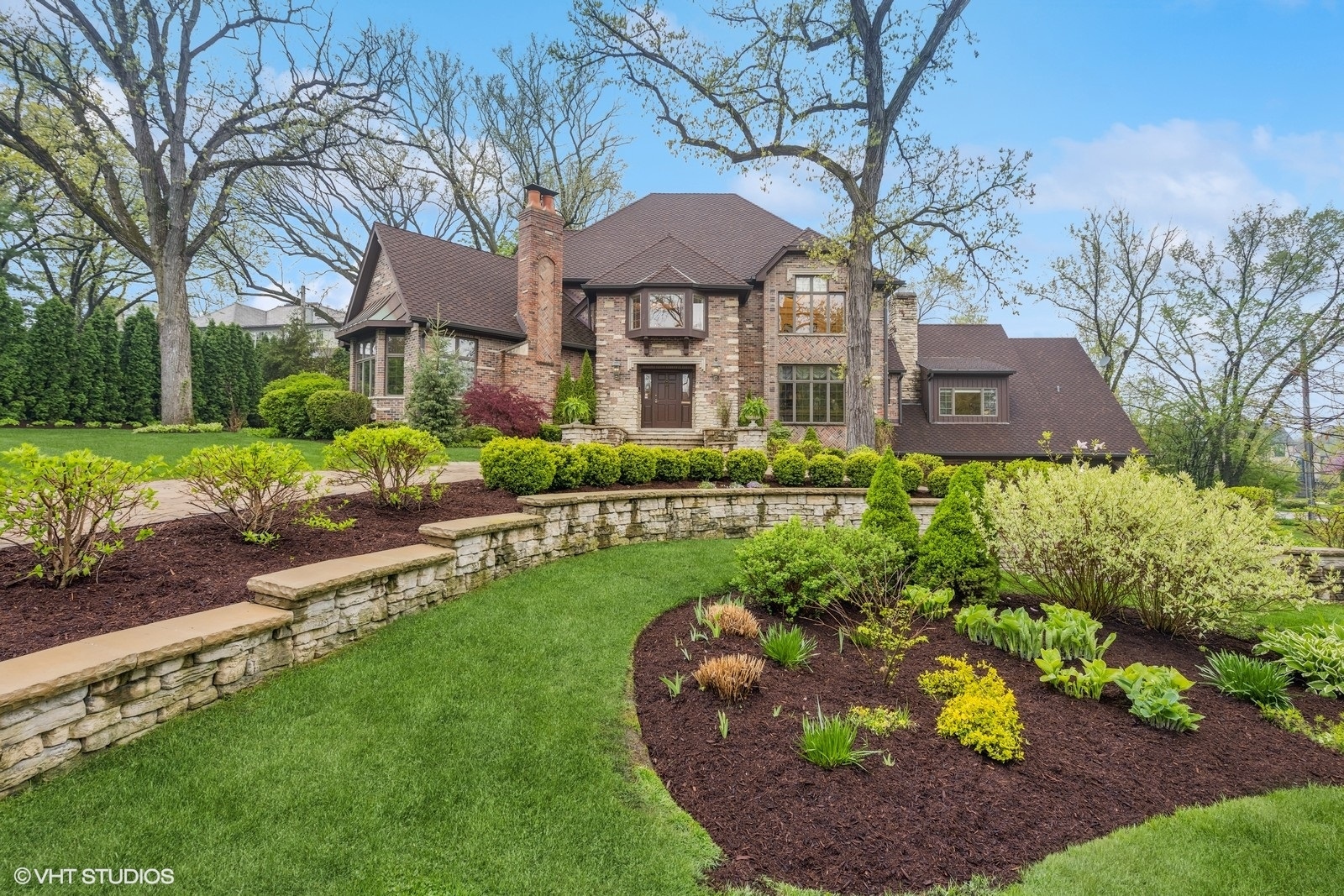440 Woodside Avenue, Hinsdale, IL 60521