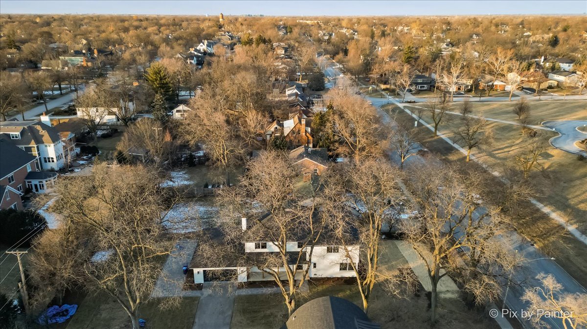 4940 Wolf Road, Western Springs, IL 60558