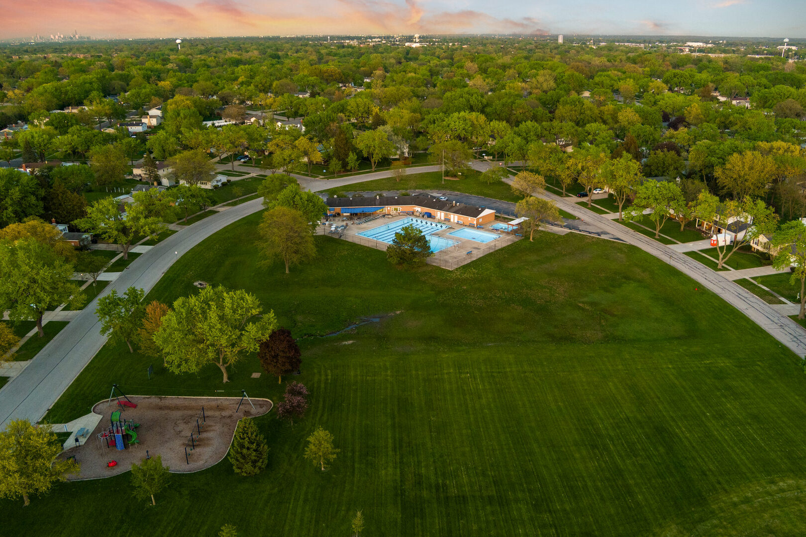 1126 Hinsbrook Avenue, Darien, IL 60561