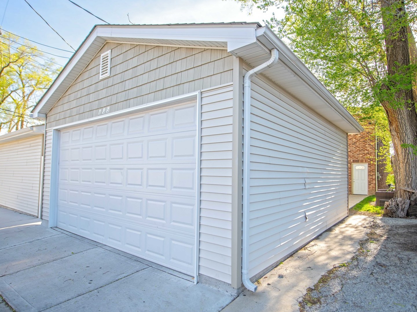 105 N 12th Avenue, Melrose Park, IL 60160