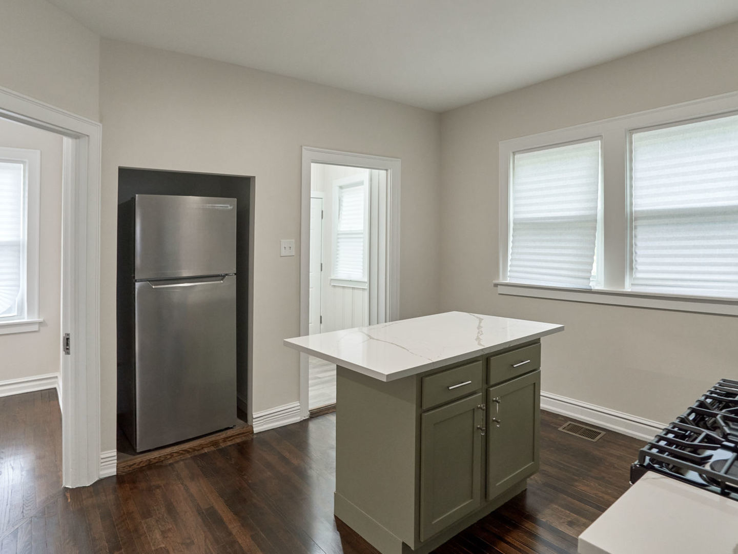 6459 S California Avenue, Chicago, IL 60629