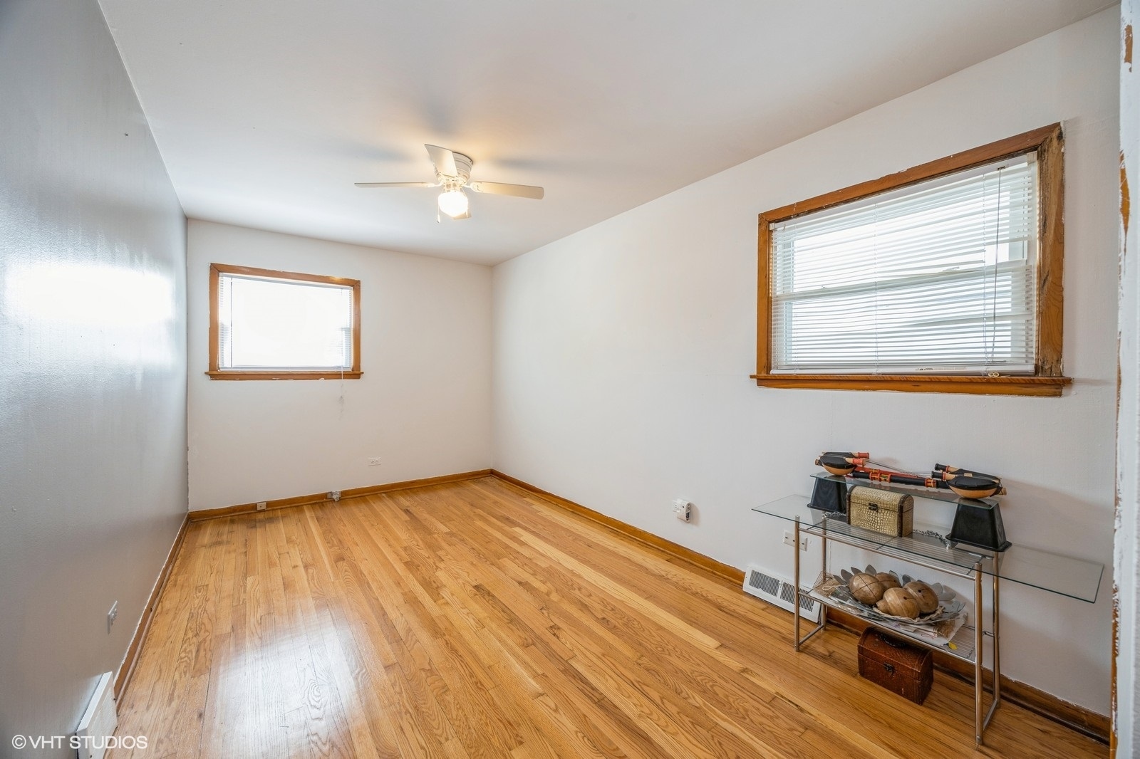 545 Morris Avenue, Bellwood, IL 60104