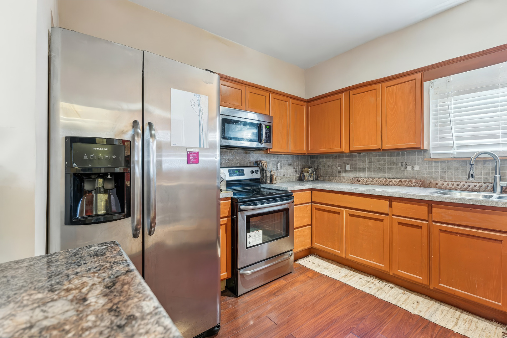 160 N Waller Avenue, Chicago, IL 60644