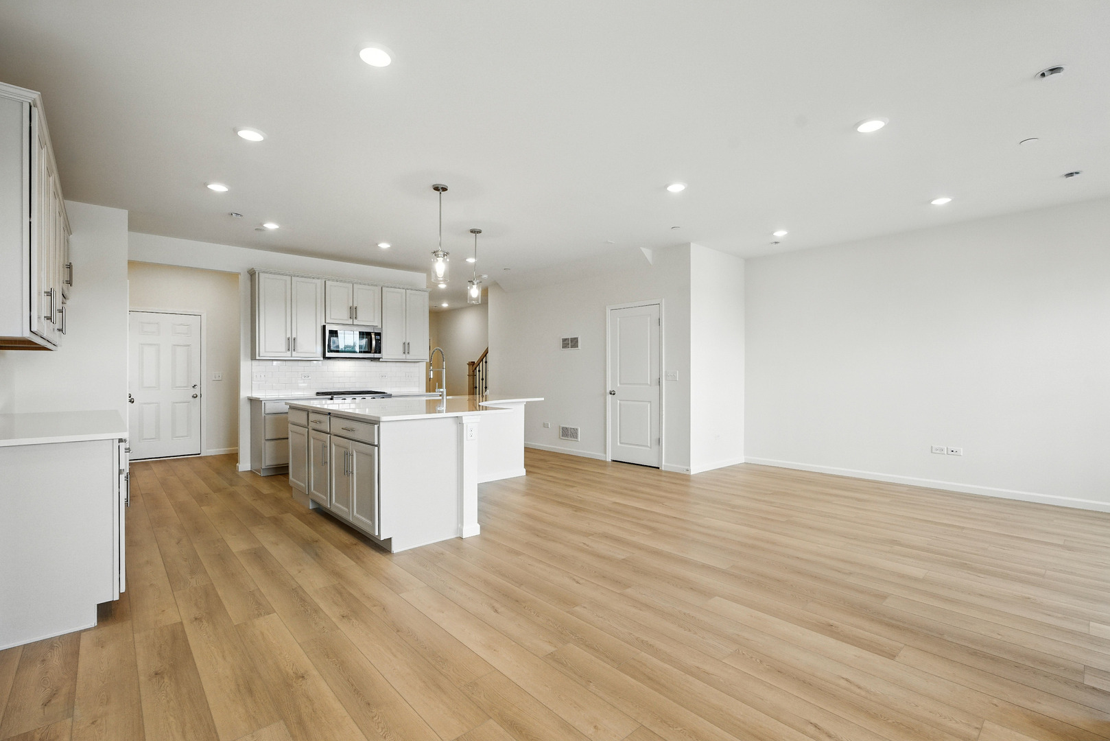 24 Weirich Way #76003, Batavia, IL 60510