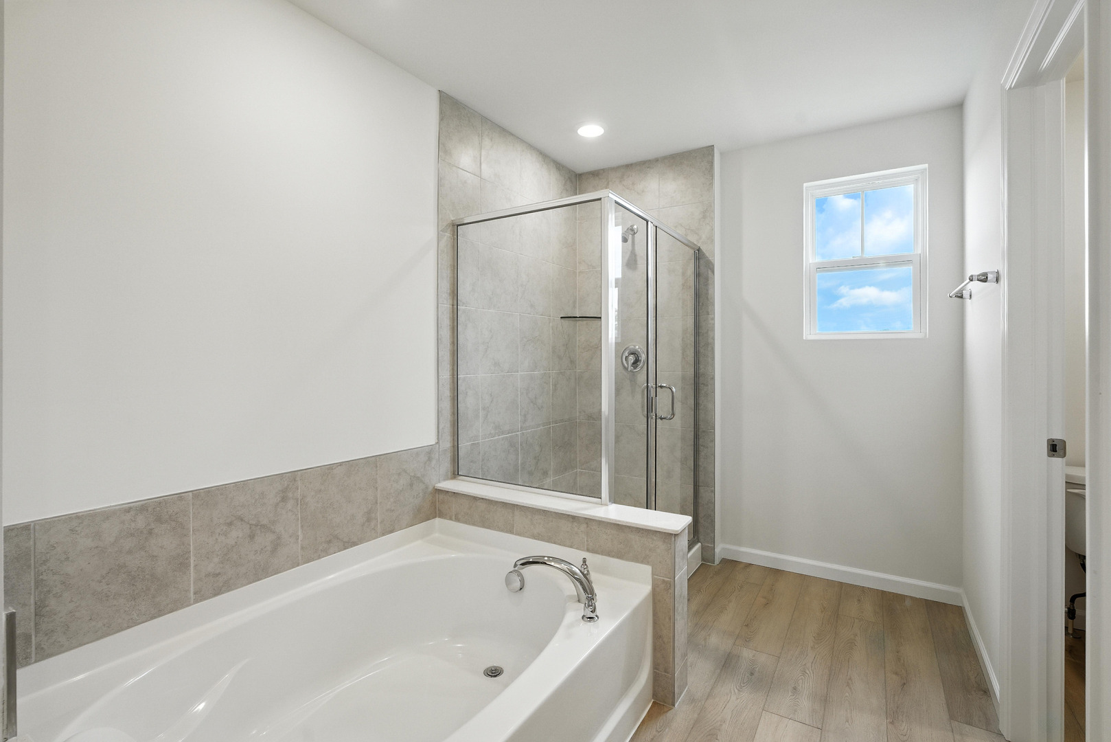 24 Weirich Way #76003, Batavia, IL 60510