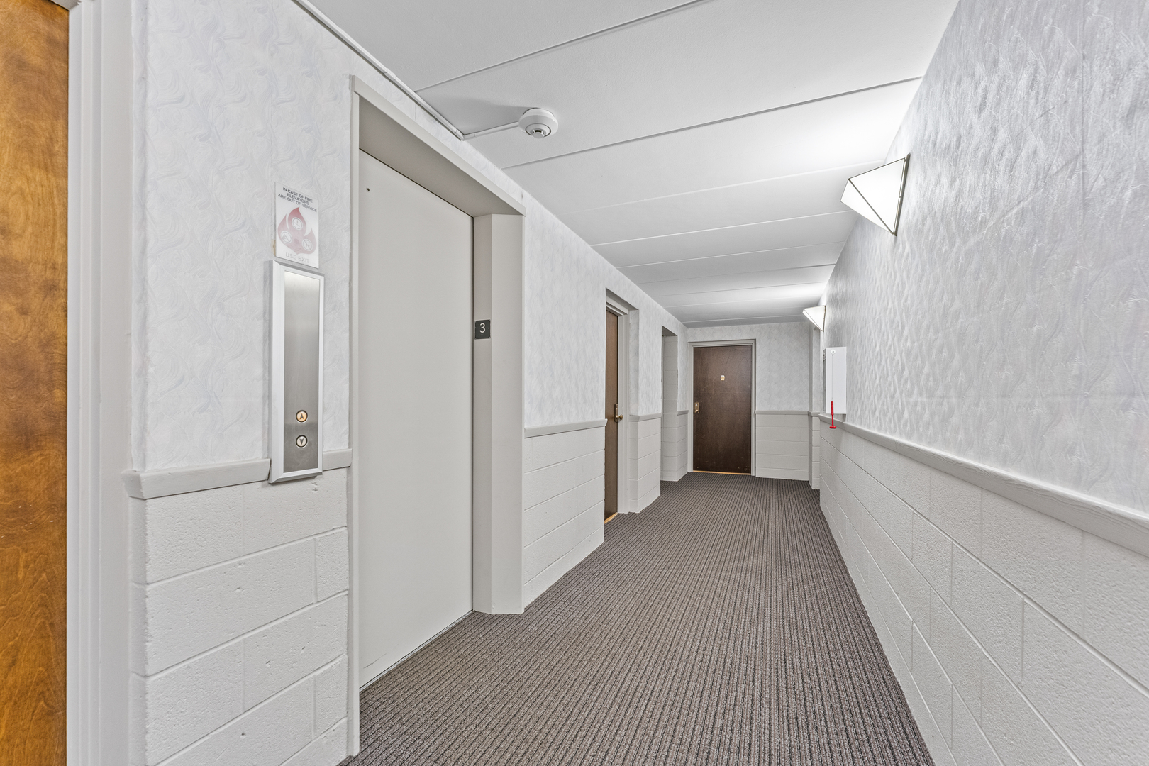 477 Graceland Avenue #3A, Des Plaines, IL 60016