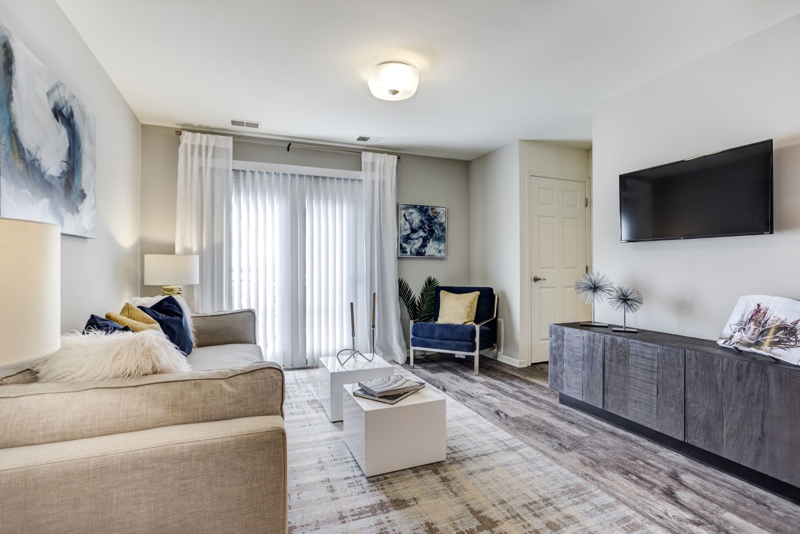 341 Mendelssohn Court #341, Wheaton, IL 60189