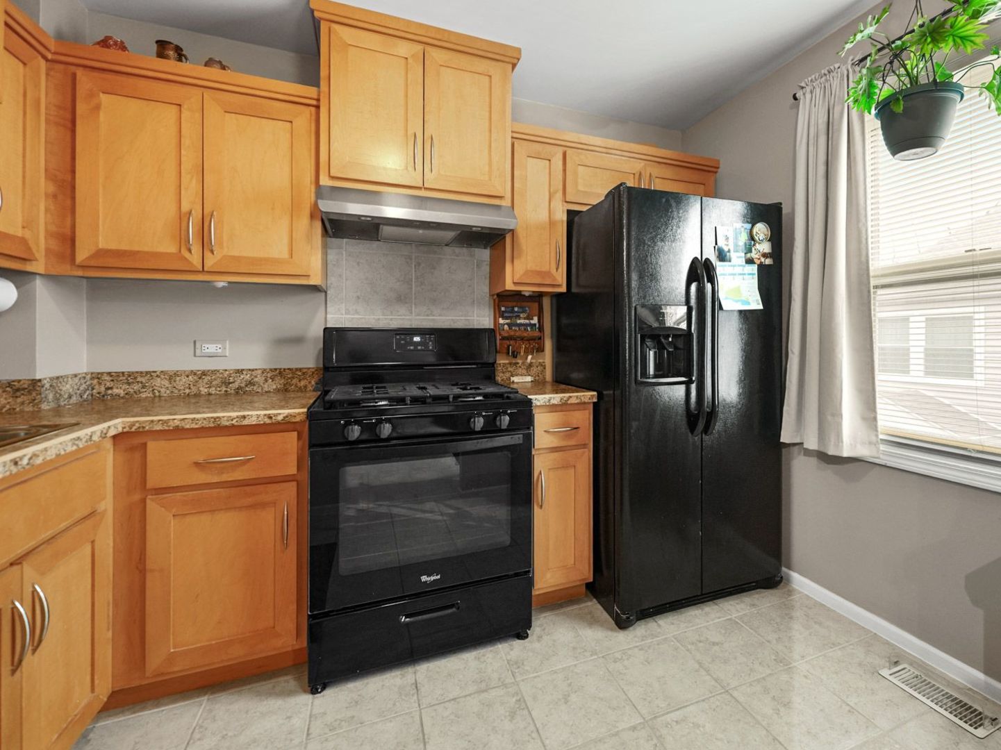 121 Foxhill Court #D, New Lenox, IL 60451