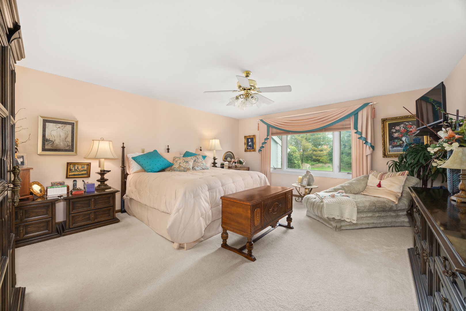 186 Briarwood Loop, Oak Brook, IL 60523