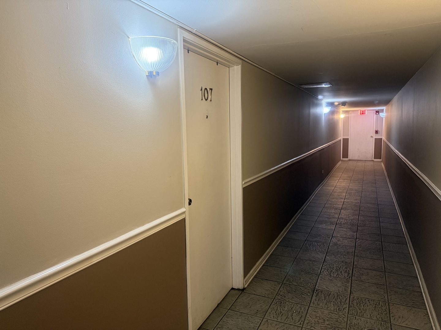 659 E Fullerton Avenue #107, Glendale Heights, IL 60139