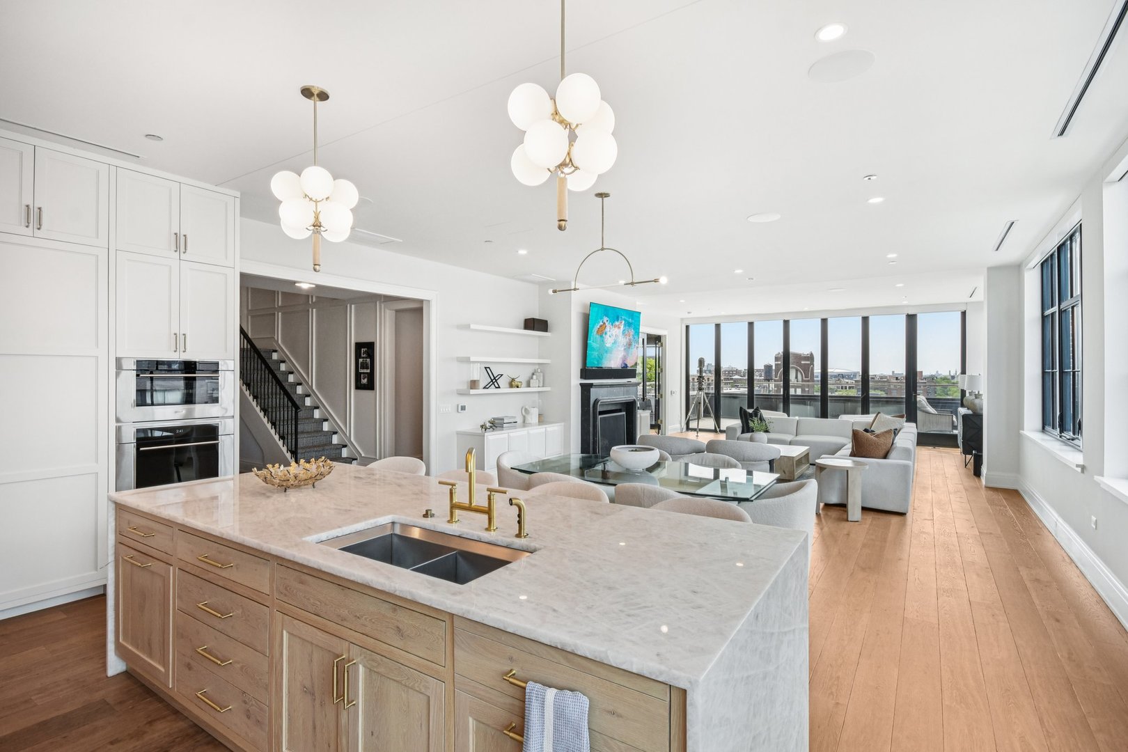 1109 W WASHINGTON Boulevard #8A, Chicago, IL 60607