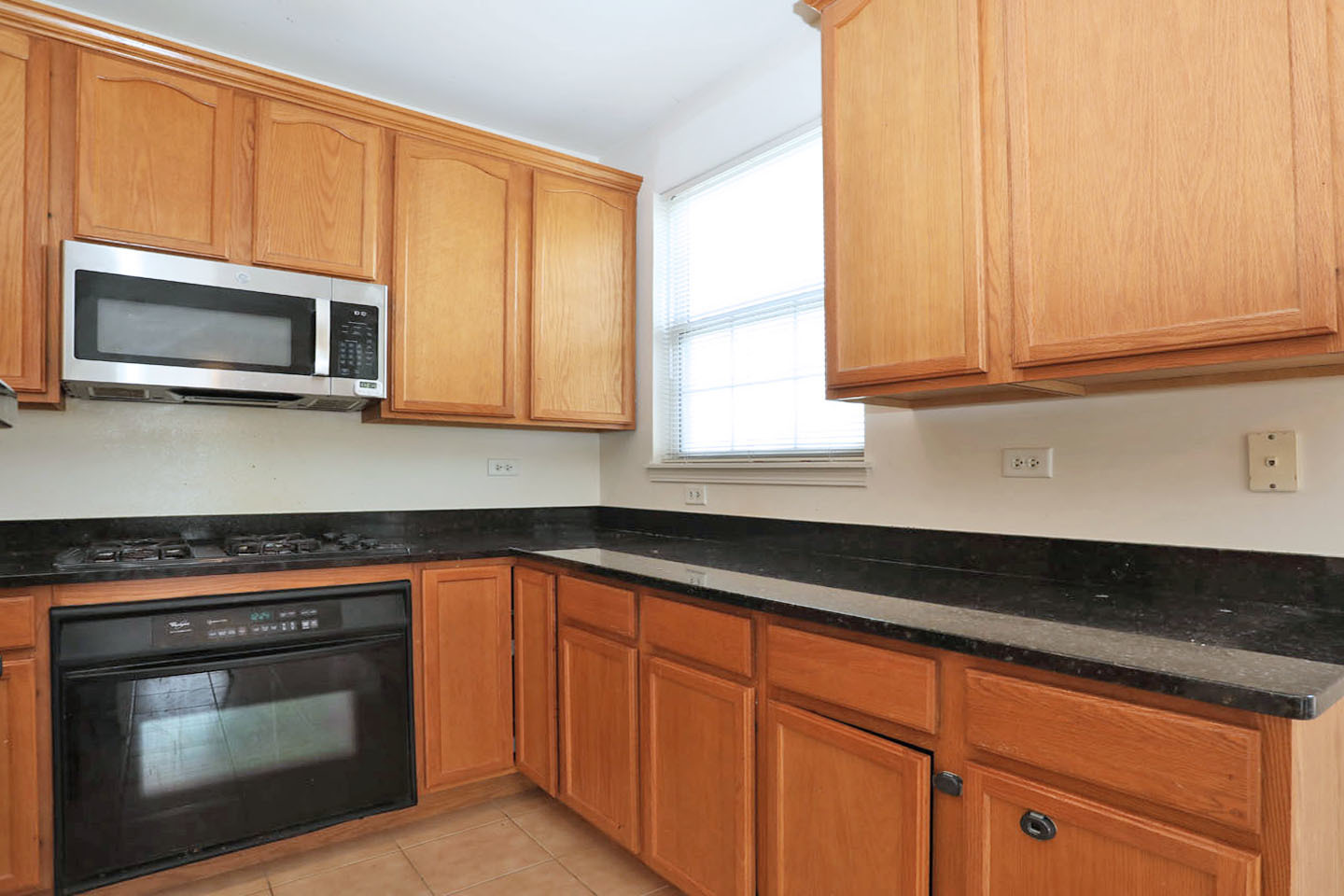 1359 Scarboro Road, Schaumburg, IL 60193