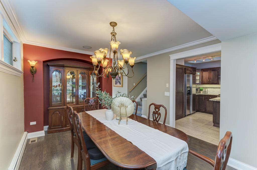 221 8th Street, Downers Grove, IL 60515