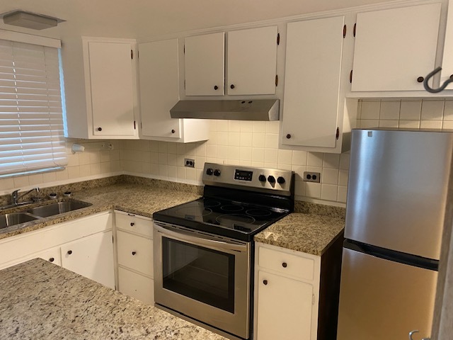 1017 Peterson Avenue #B3, Park Ridge, IL 60068