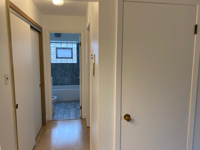1017 Peterson Avenue #B3, Park Ridge, IL 60068