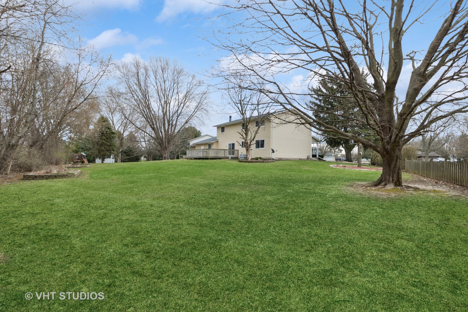 384 Andra Court, Gilberts, IL 60136
