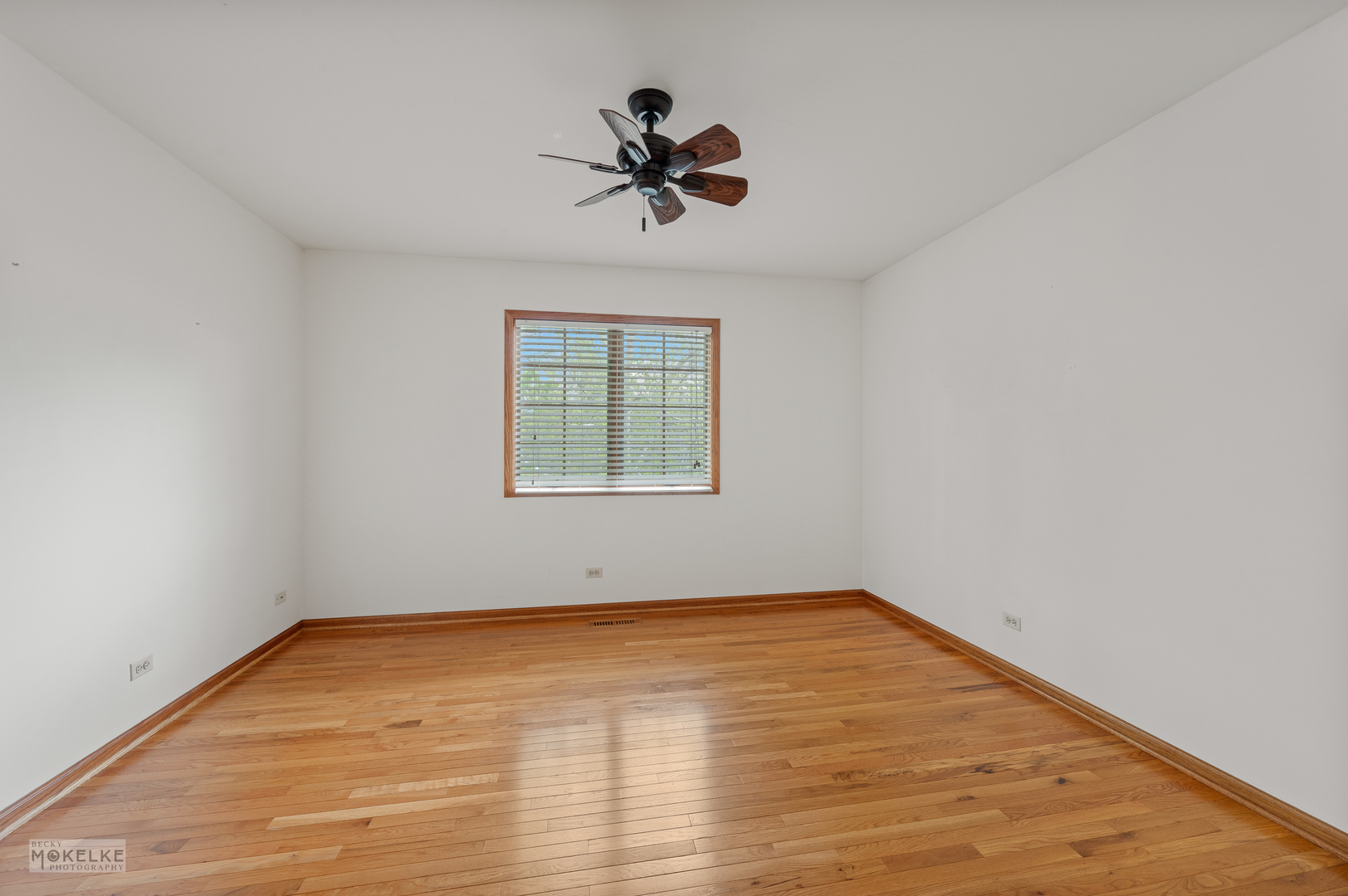 803 Behrens Street, Yorkville, IL 60560