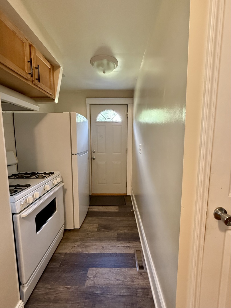 160 S Fordham Avenue, Aurora, IL 60506
