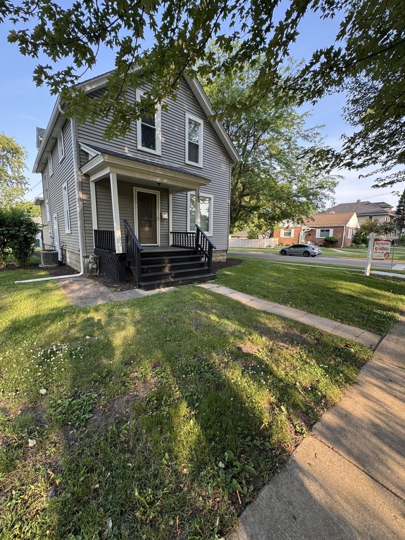 160 S Fordham Avenue, Aurora, IL 60506