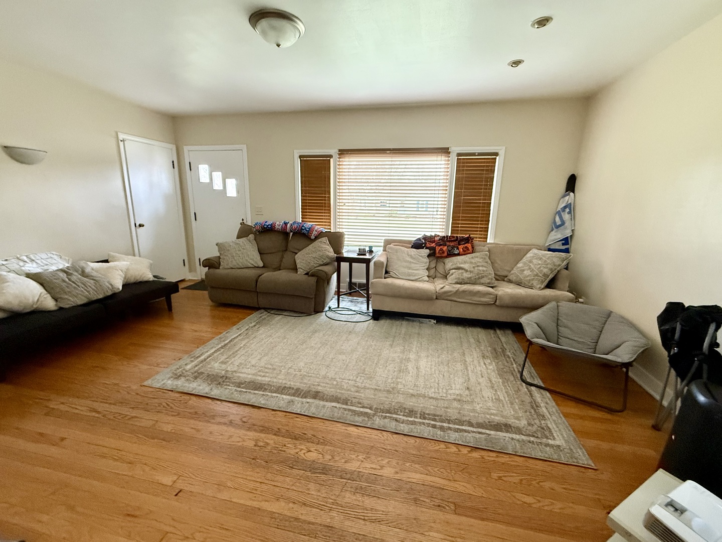 434 Ingleside Avenue, Aurora, IL 60506