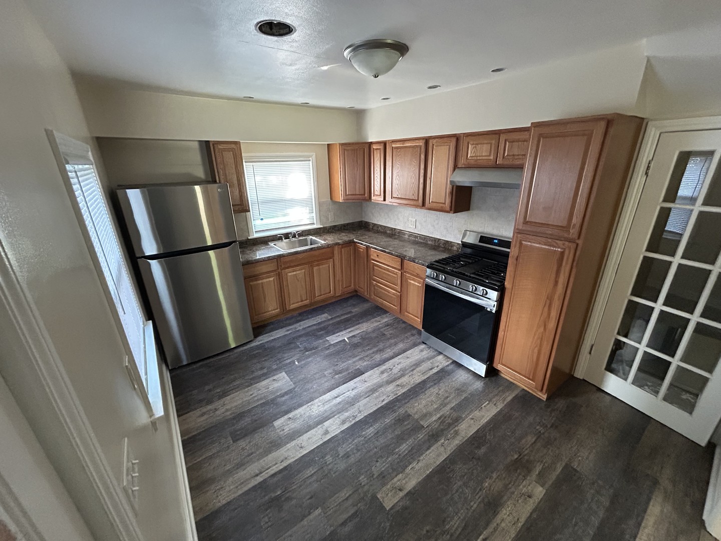 434 Ingleside Avenue, Aurora, IL 60506