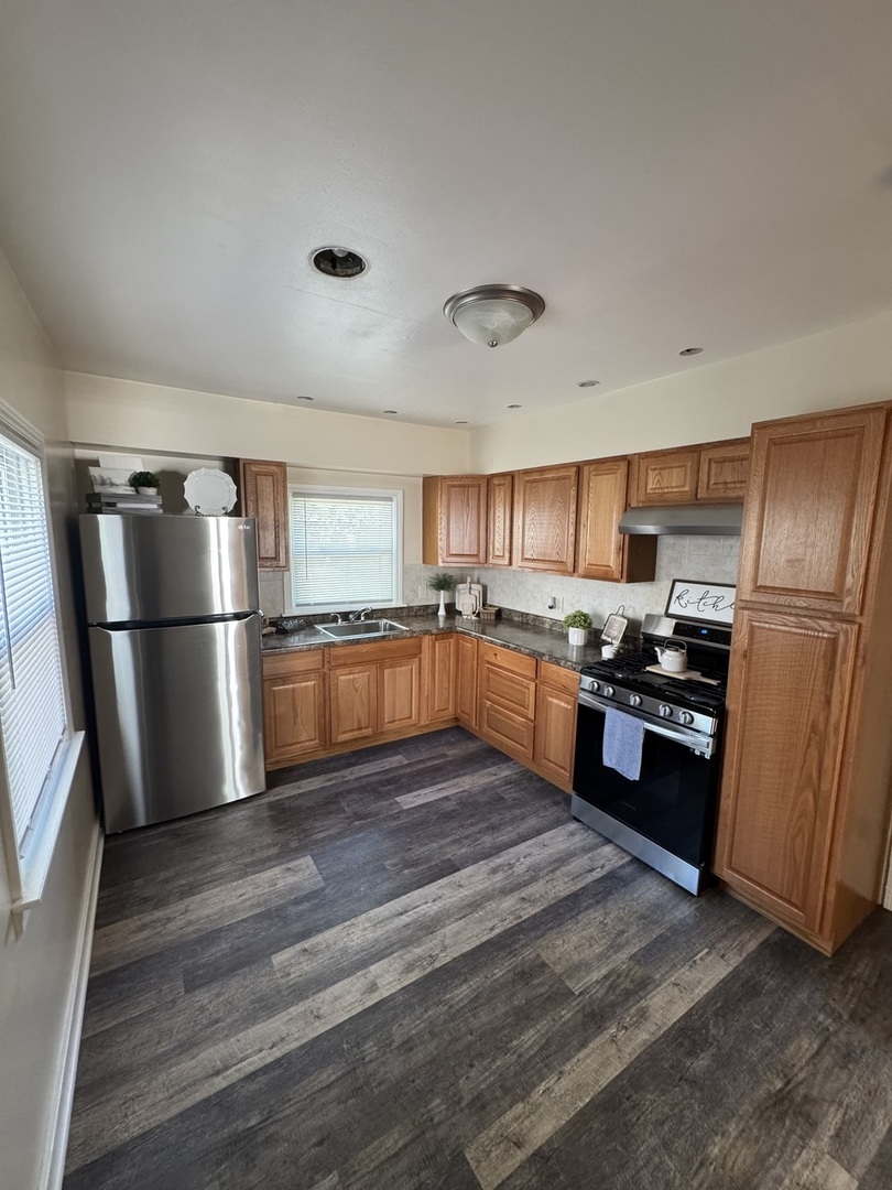 434 Ingleside Avenue, Aurora, IL 60506