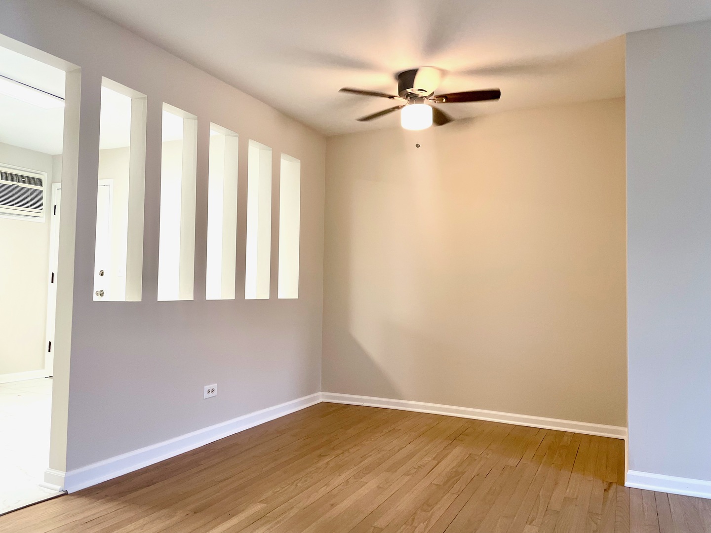 406 Franklin Avenue #2A, River Forest, IL 60305