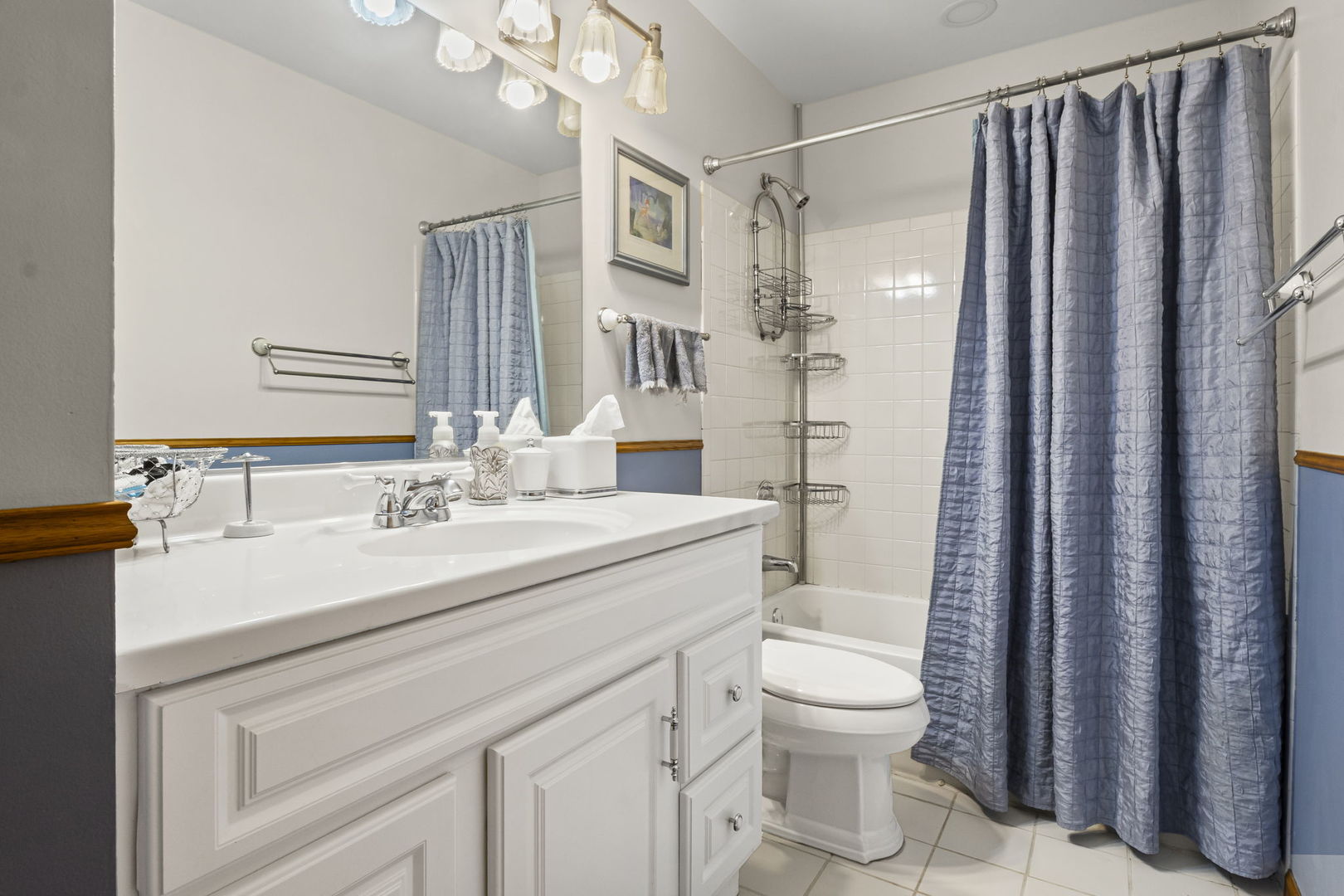 1083 COUNTRY GLEN Lane, Carol Stream, IL 60188