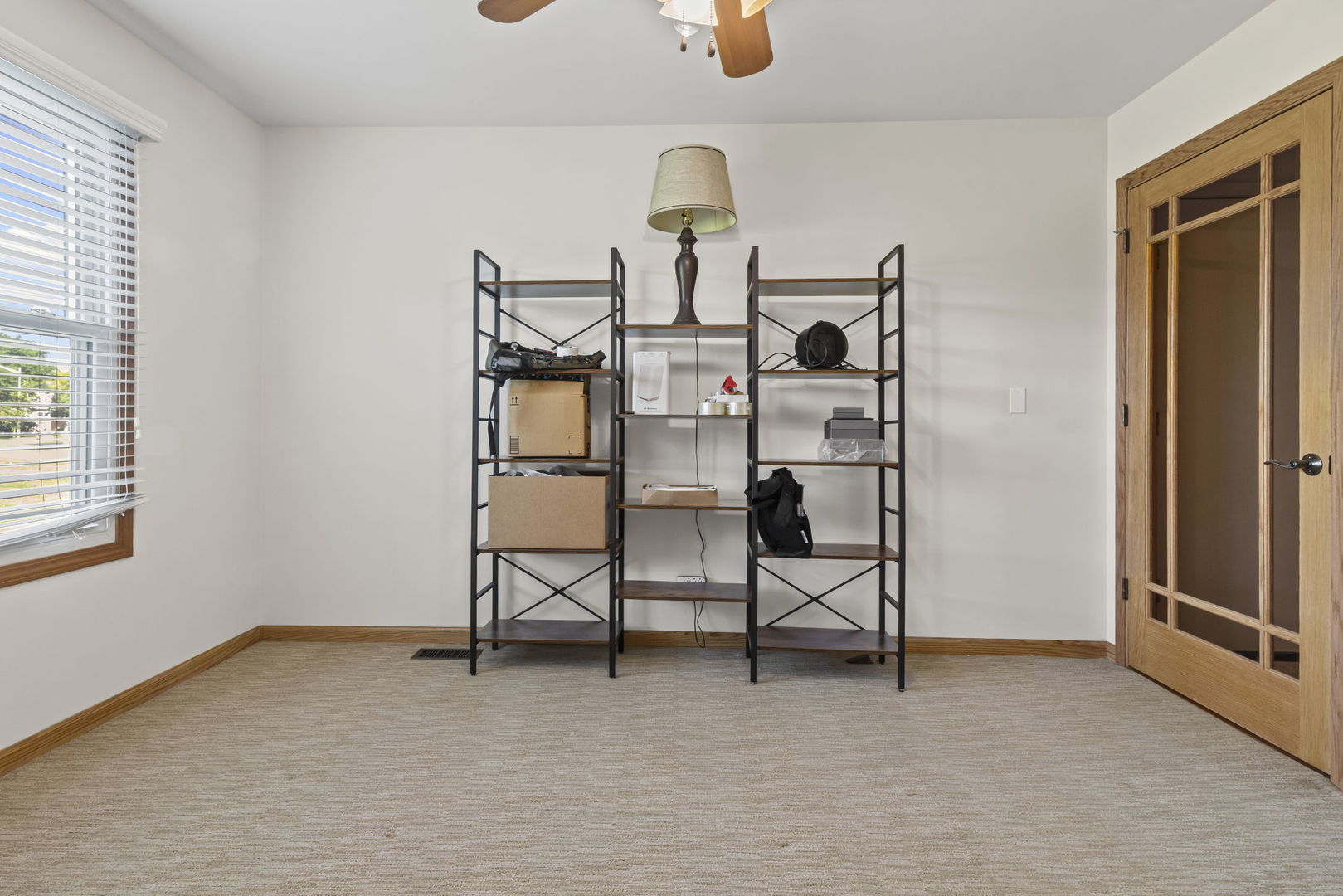 1083 COUNTRY GLEN Lane, Carol Stream, IL 60188