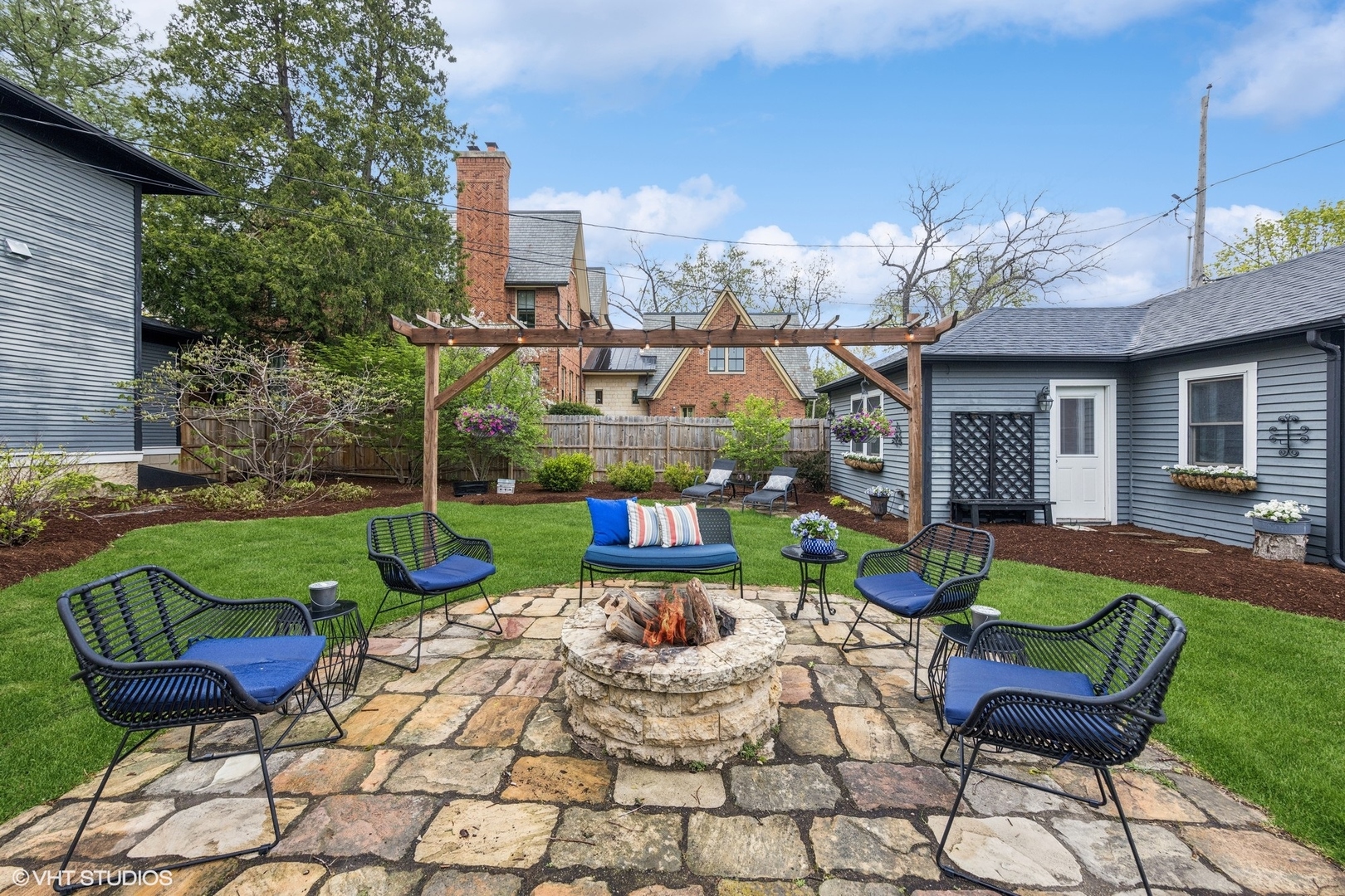 114 S Loomis Street, Naperville, IL 60540