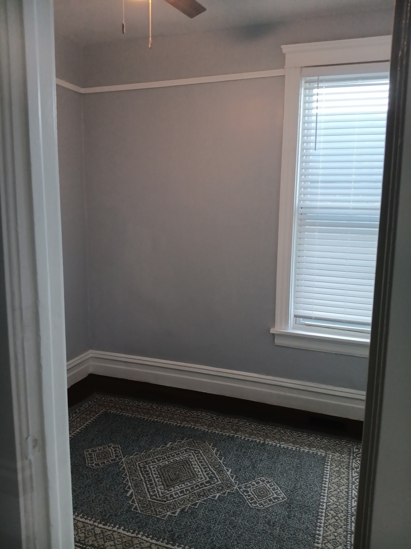 6834 S CARPENTER Street, Chicago, IL 60621