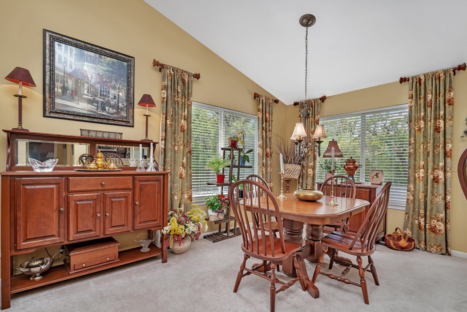 7055 Hidden Green Circle, Fox Lake, IL 60020