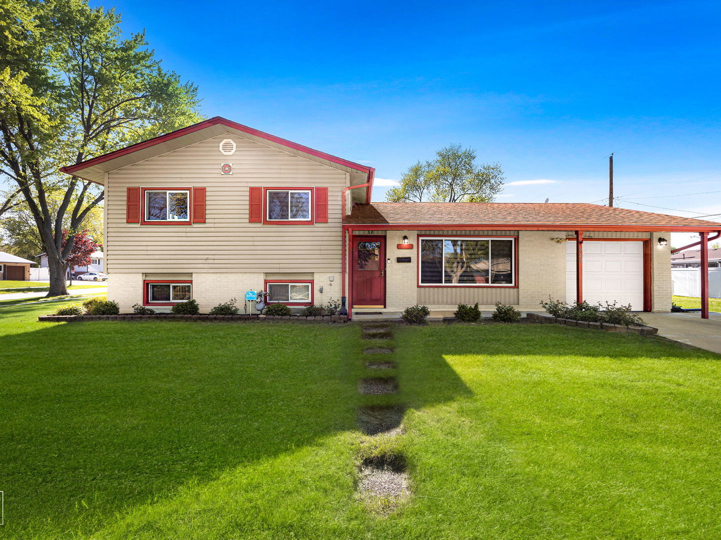 940 Washington Boulevard, Hoffman Estates, IL 60169