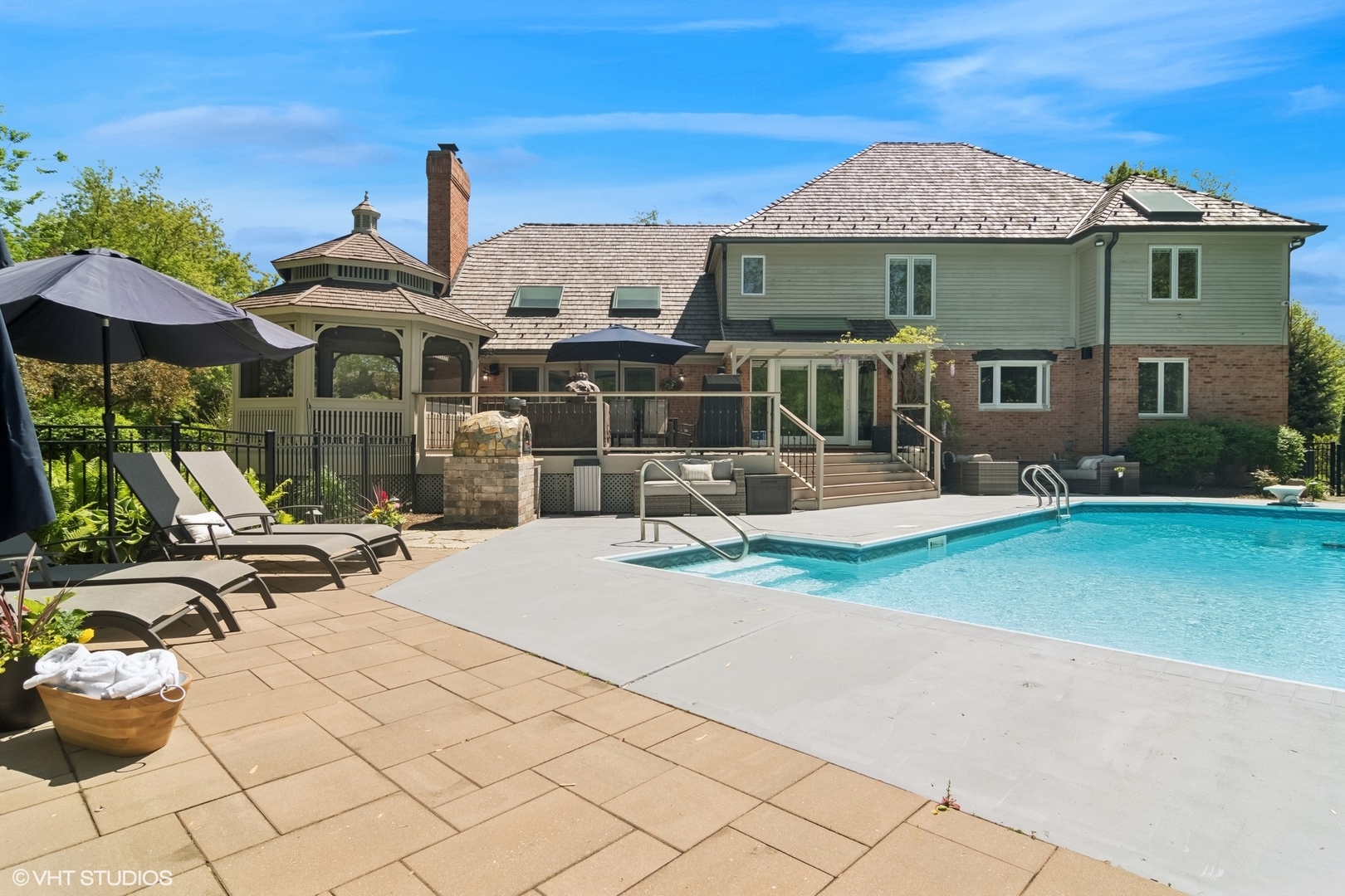 5632 Oakwood Circle, Long Grove, IL 60047