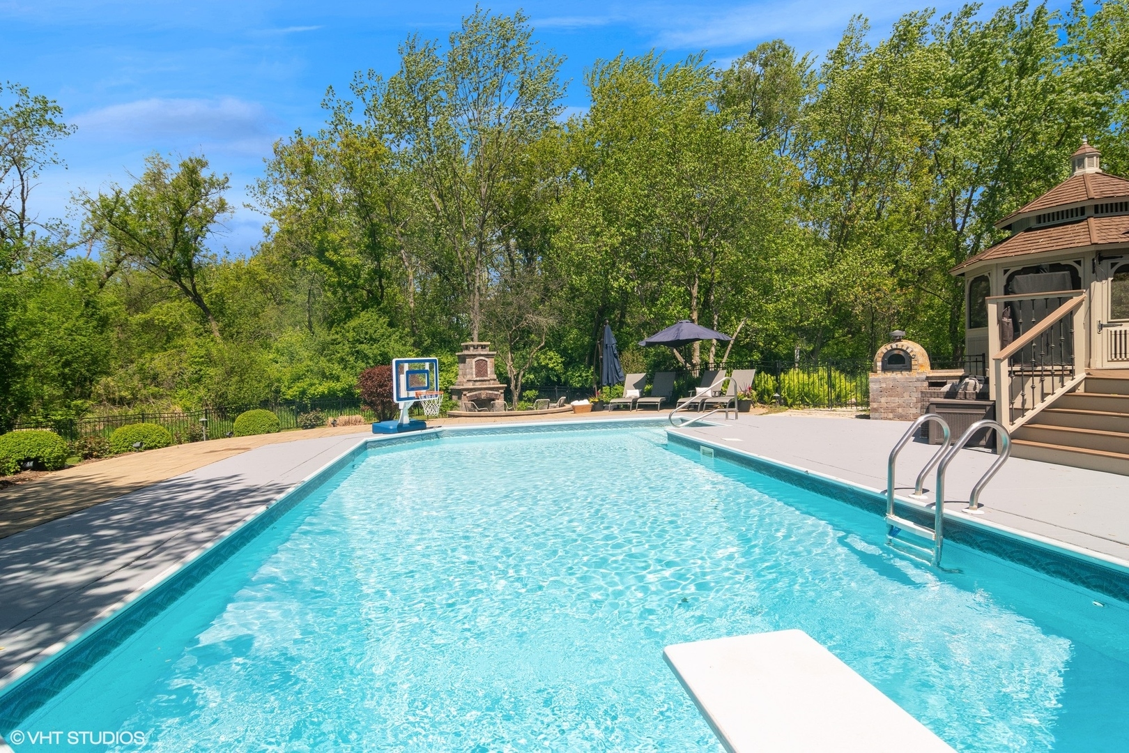 5632 Oakwood Circle, Long Grove, IL 60047