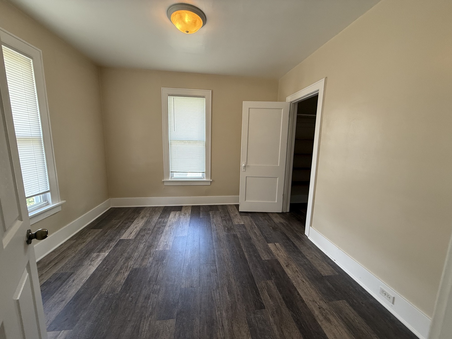 337 S Fordham Avenue, Aurora, IL 60506