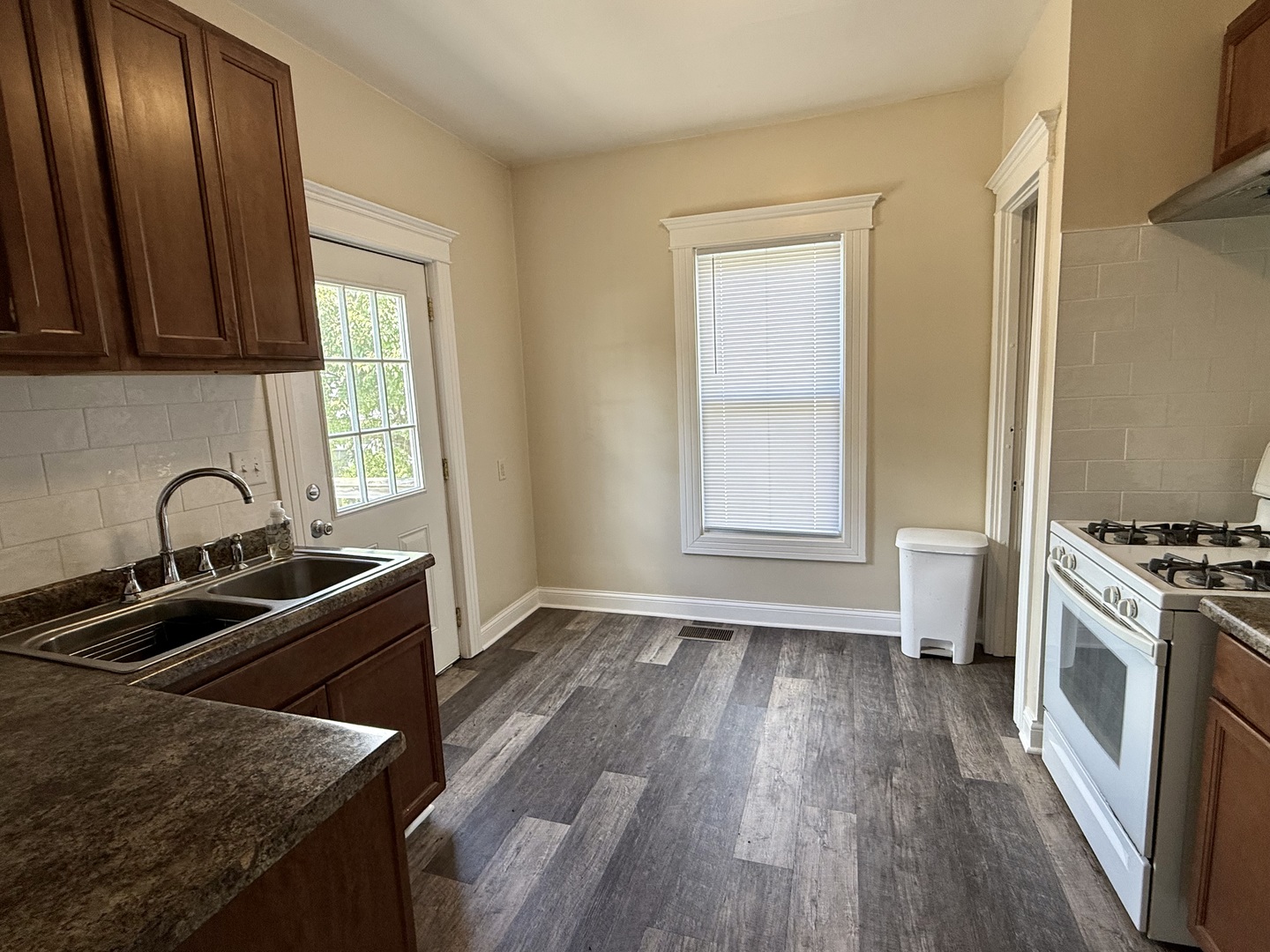 337 S Fordham Avenue, Aurora, IL 60506