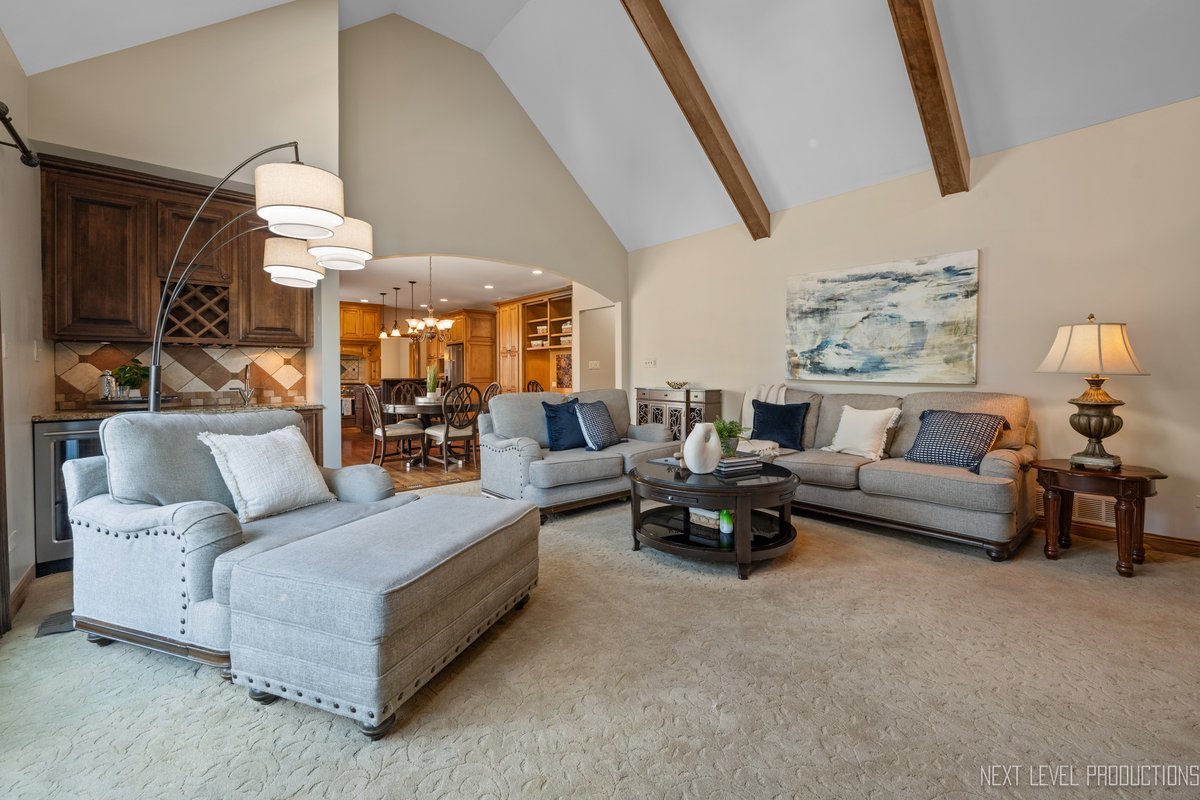3819 Cadella Circle, Naperville, IL 60564