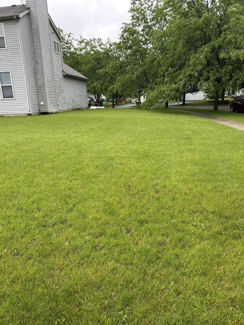 272 Aspen Circle, Gilberts, IL 60136