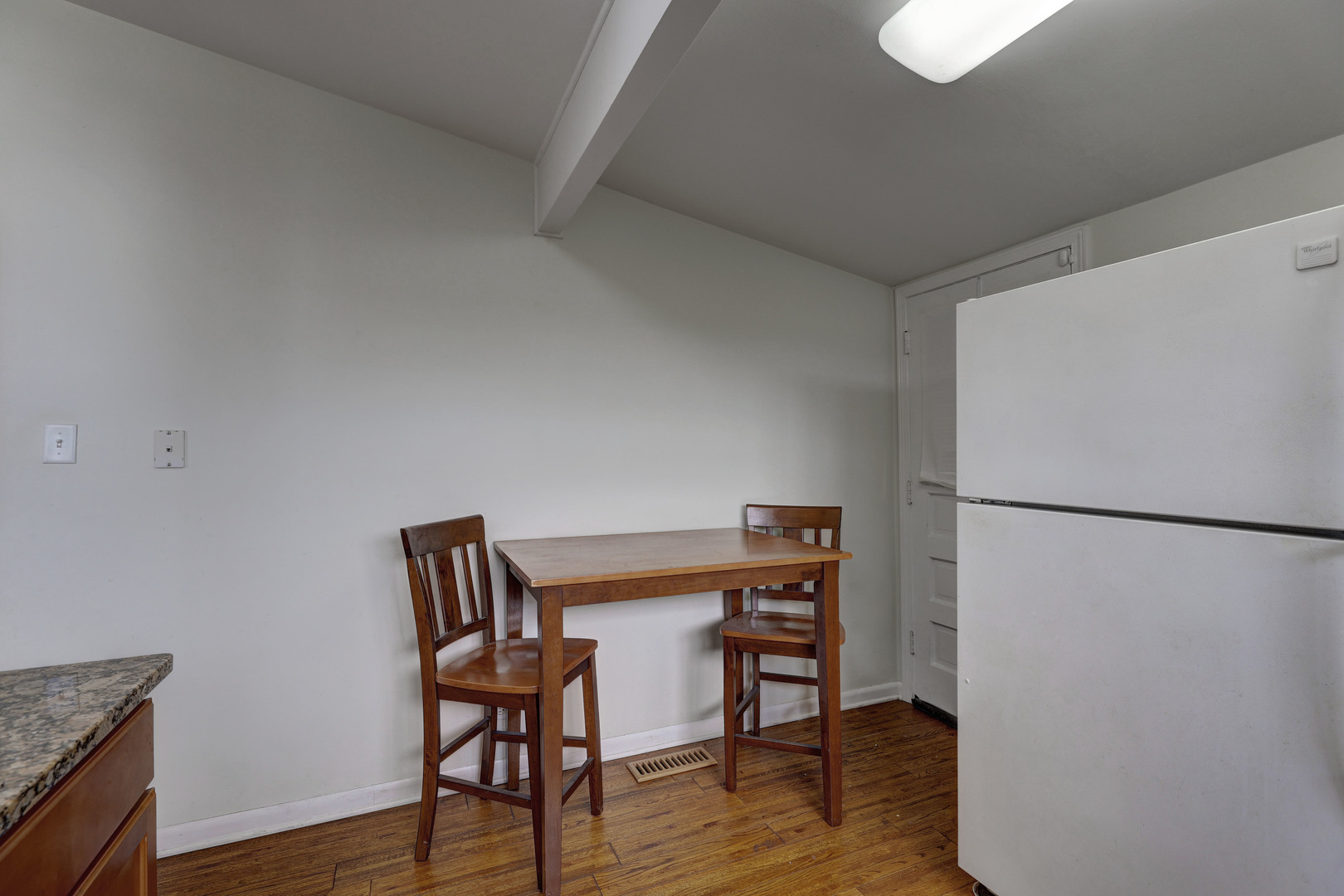 66 W Jeffery Avenue, Wheeling, IL 60090