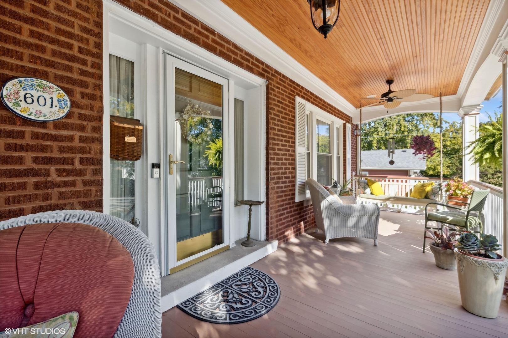 601 N Waiola Avenue, La Grange Park, IL 60526