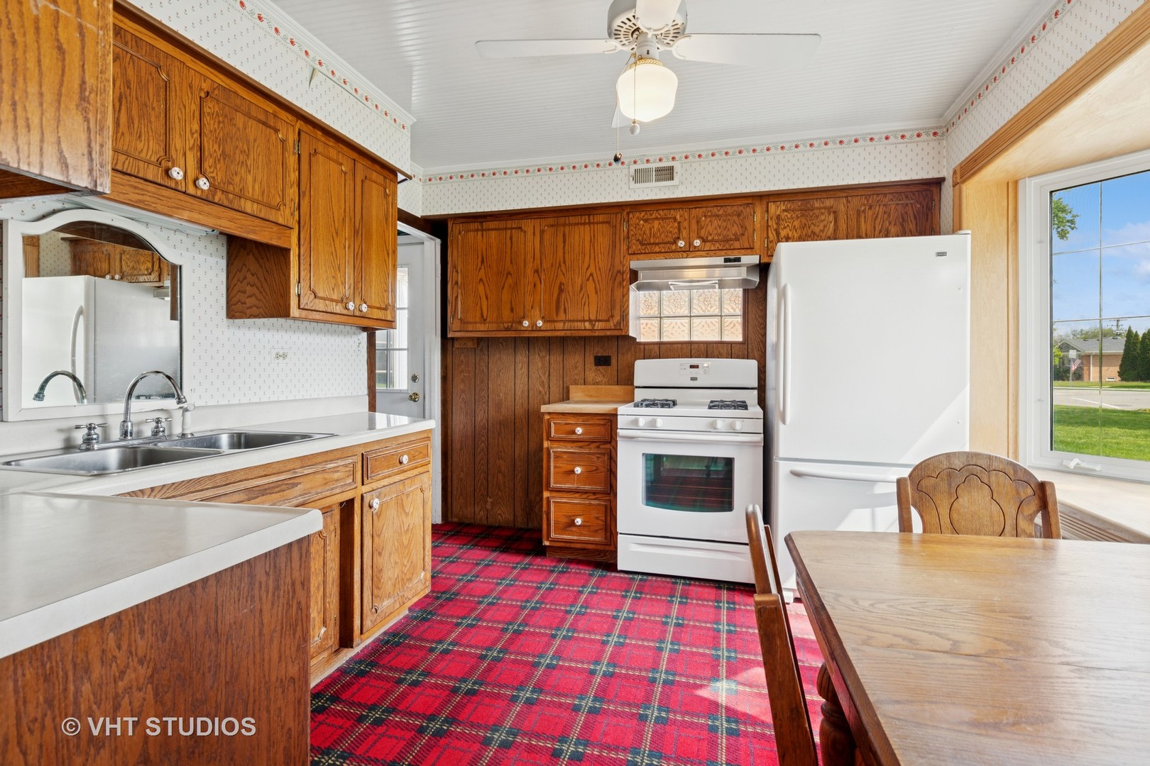 4436 Kolze Avenue, Schiller Park, IL 60176