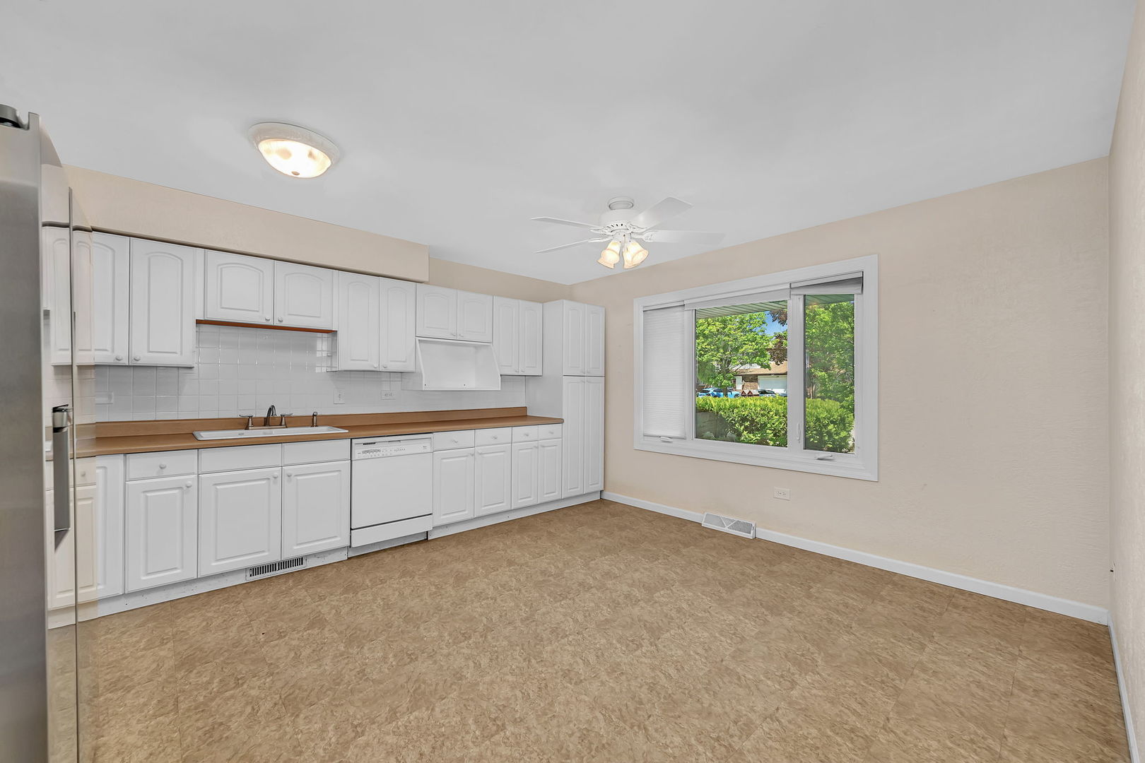 729 Barber Lane, Joliet, IL 60435