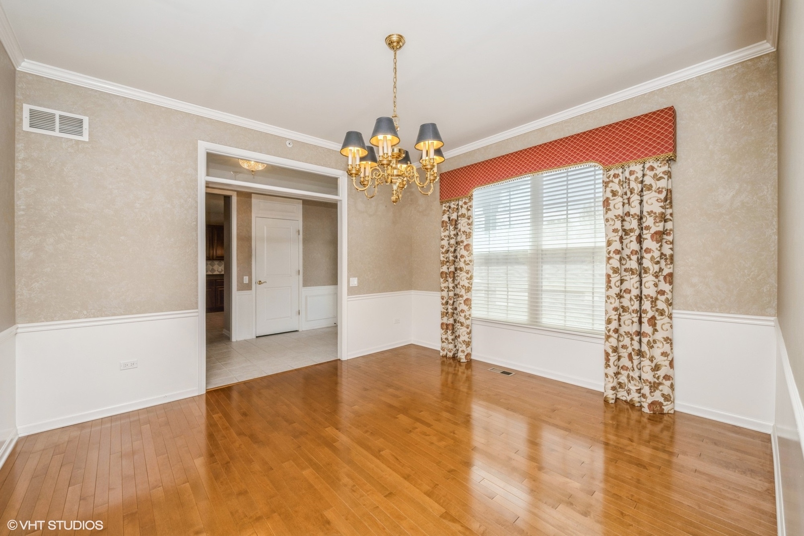 14112 Redmond Drive, Huntley, IL 60142